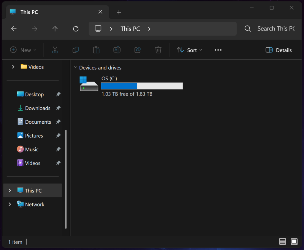 Stock Windows 11 File Explorer command bar before applying a File Explorer Styler theme
